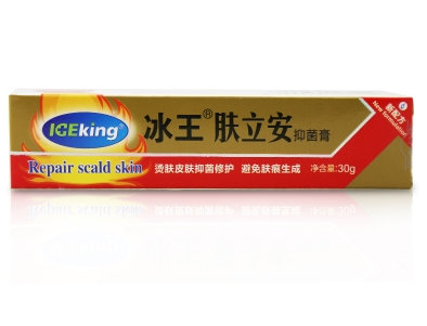 肤立安抑菌膏用法用量 涂完有油正常吗
